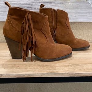 Brown tassel booties Sz 8